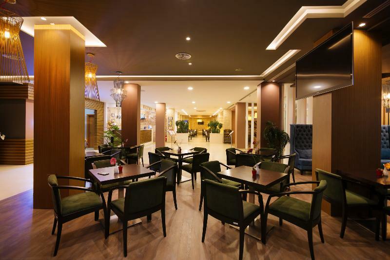 Akileda Hotel Kryemëdhej 외부 사진