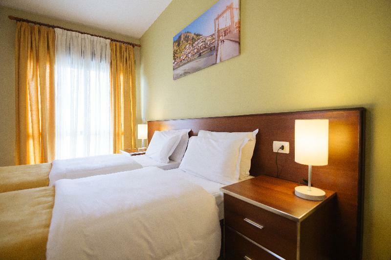 Akileda Hotel Kryemëdhej 외부 사진